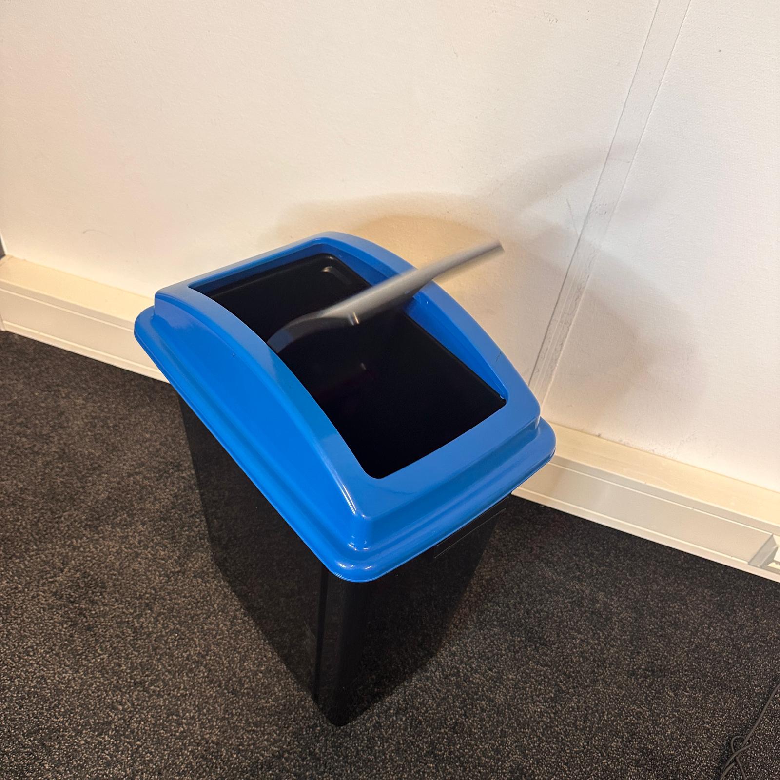 Afvalbak van 70% gerecycled kunststof - 40 l - Afbeelding 4