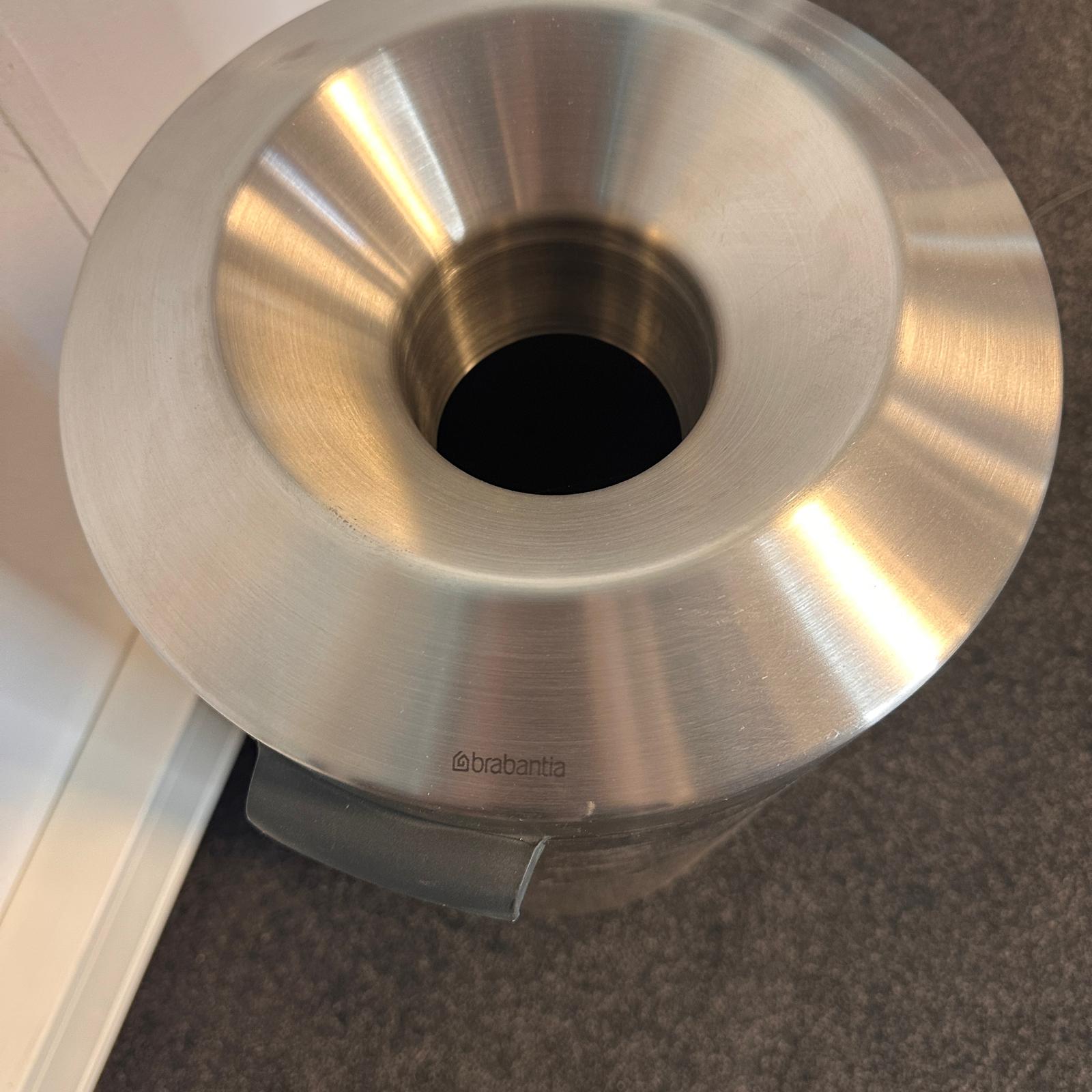 Brandwerende papierbak - rvs - 30 l Brabantia - Afbeelding 3