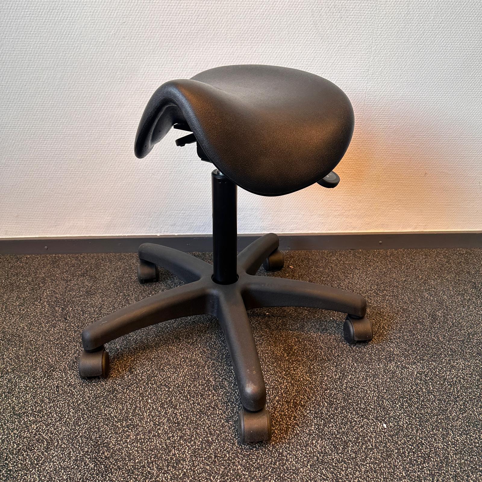 Zit- en stastoel Pony - hoog model op wielen - Afbeelding 4