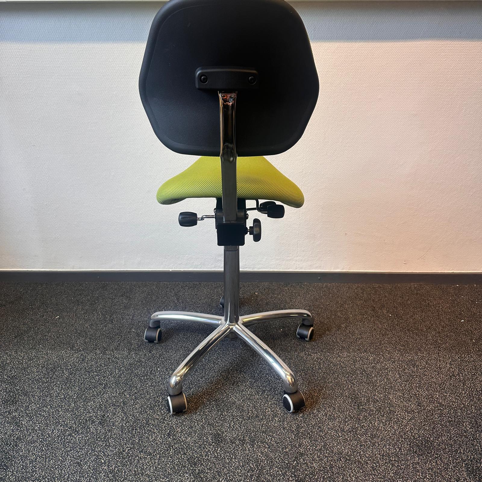 Stoel met Dalton-zadel Euromatic laag model Cura - Global Professional Seating - Afbeelding 4